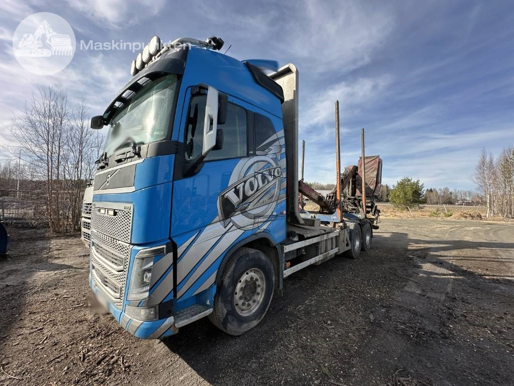 Volvo FH 16 750 - Камион за дърва: снимка 2 Volvo FH 16 750 - Камион за дърва: снимка 2