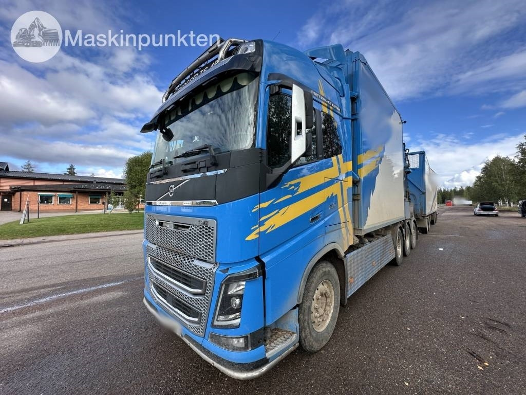 Volvo FH 16 750 - Бордови камион, Камион с кран: снимка 2 Volvo FH 16 750 - Бордови камион, Камион с кран: снимка 2