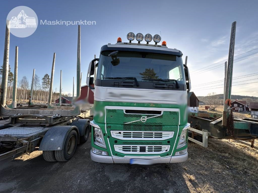 Volvo FH 540 - Камион за дърва: снимка 3 Volvo FH 540 - Камион за дърва: снимка 3