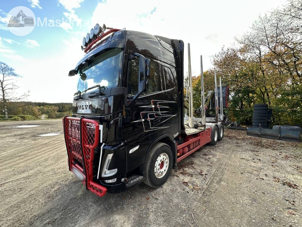 Volvo FH 64 R Timmerbil med kran  - Камион за дърва: снимка 1 Volvo FH 64 R Timmerbil med kran  - Камион за дърва: снимка 1