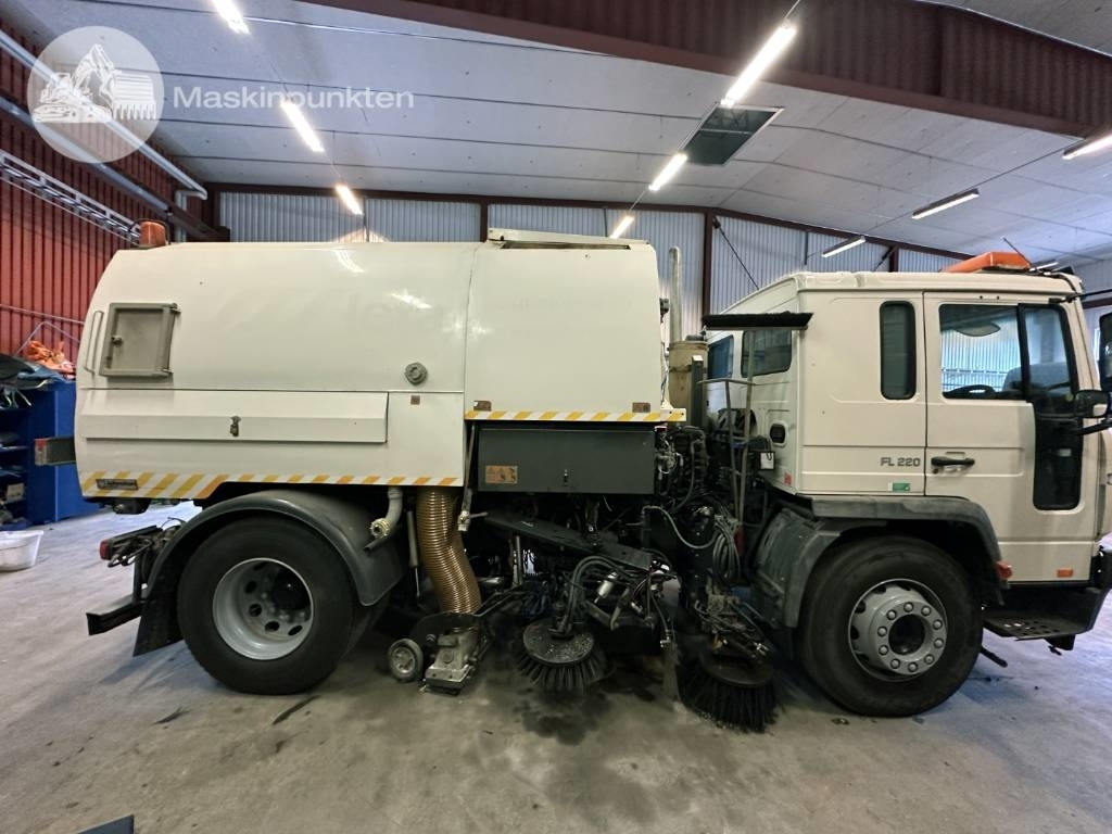 Volvo FL 618 - Боклукчийска кола: снимка 4 Volvo FL 618 - Боклукчийска кола: снимка 4