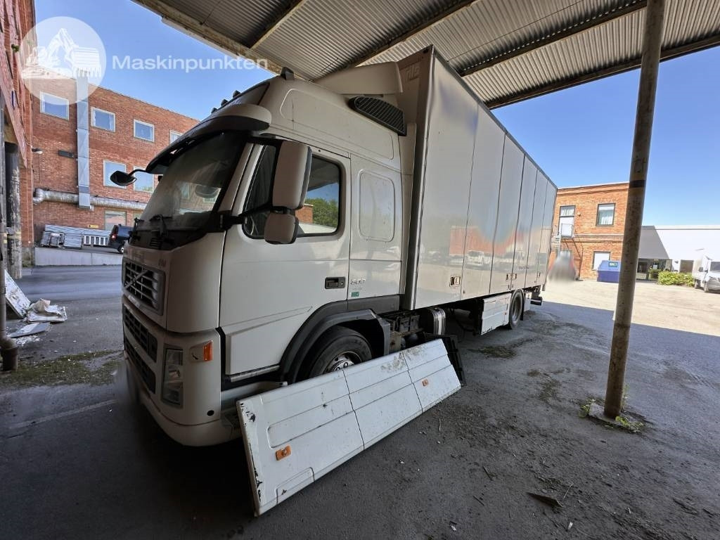 Volvo FM 300 - Камион фургон: снимка 4 Volvo FM 300 - Камион фургон: снимка 4