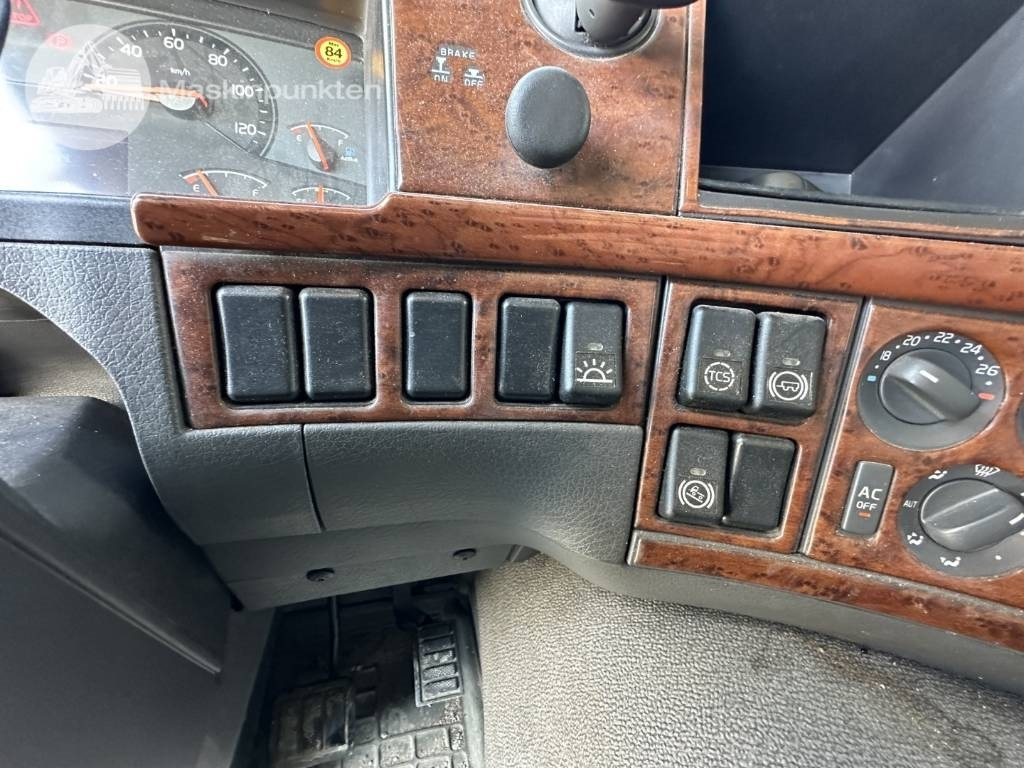 Рефрижератор камион Volvo FM 340: снимка 28