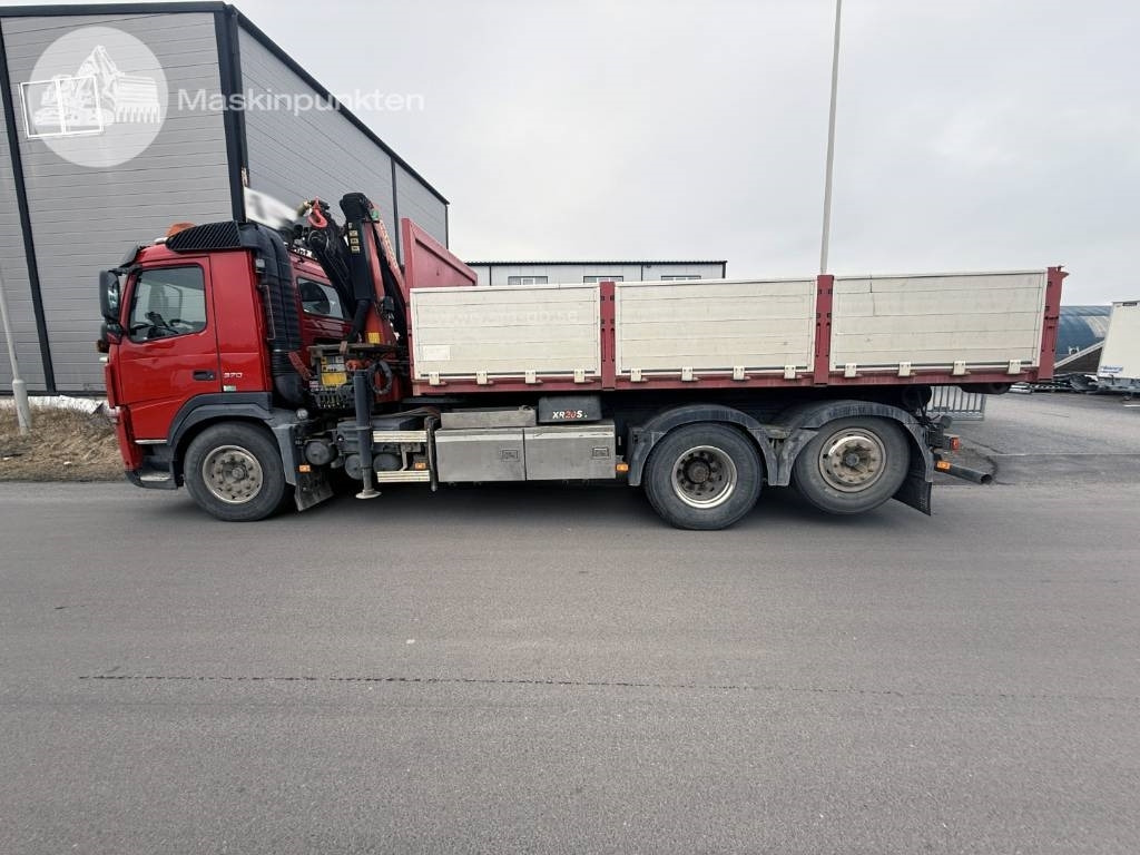 Volvo FM 370 - Камион с кран: снимка 2 Volvo FM 370 - Камион с кран: снимка 2