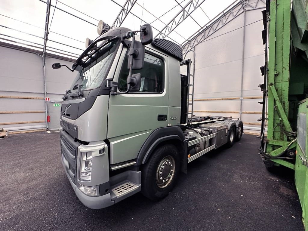 Volvo FM 420 - Мултилифт с кука камион: снимка 1 Volvo FM 420 - Мултилифт с кука камион: снимка 1