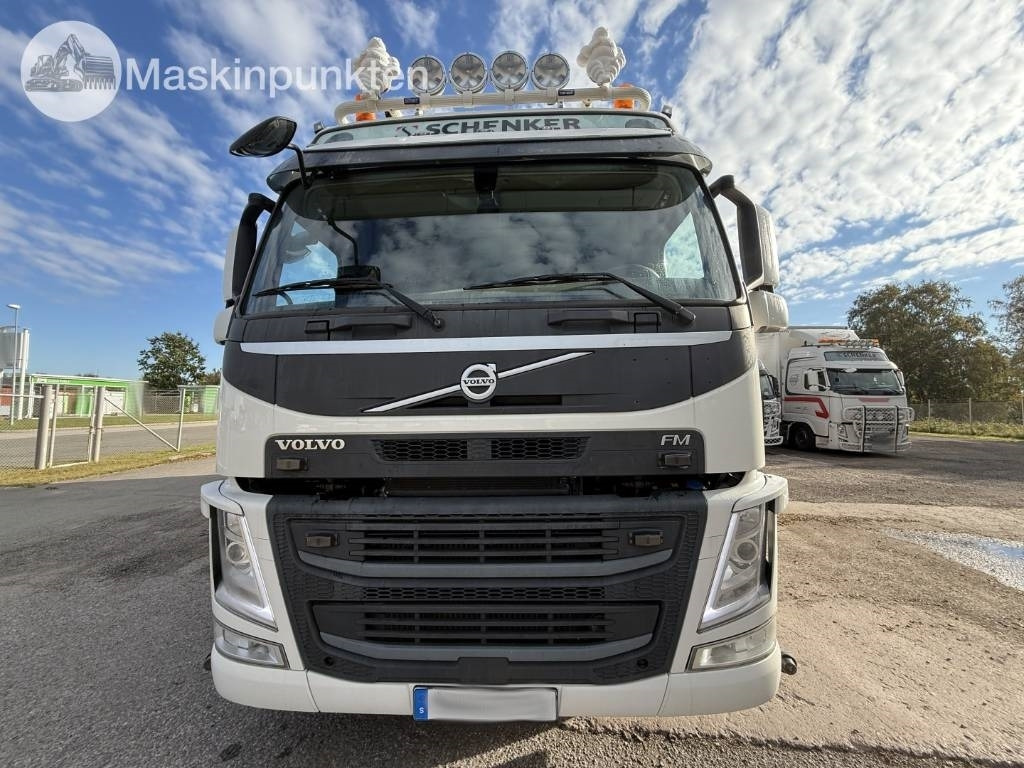 Volvo FM 460 - Контейнеровоз/ Сменна каросерия камион: снимка 3 Volvo FM 460 - Контейнеровоз/ Сменна каросерия камион: снимка 3