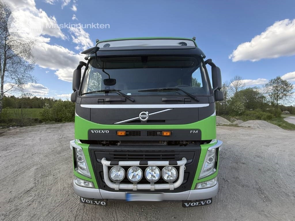 Volvo FM 460 - Камион с кран: снимка 3 Volvo FM 460 - Камион с кран: снимка 3