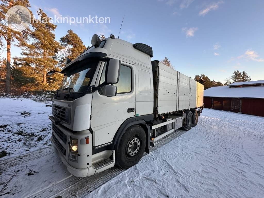 Volvo FM 480 - Камион с кран: снимка 1 Volvo FM 480 - Камион с кран: снимка 1