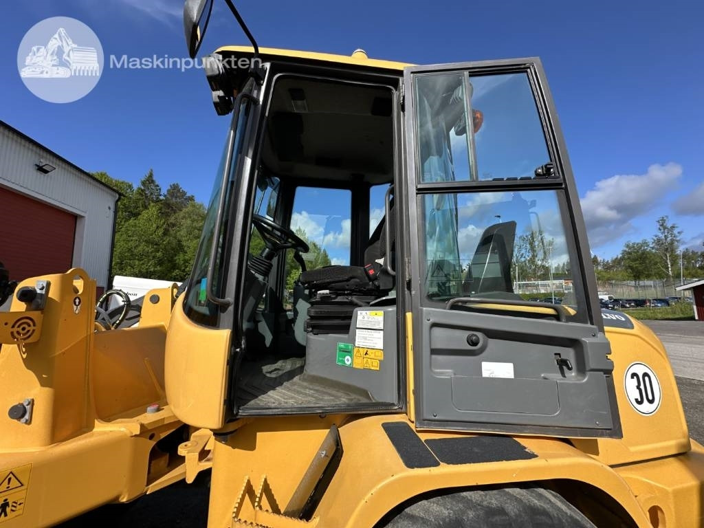Колесен товарач Volvo L 35 G: снимка 36