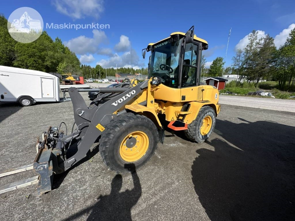 Volvo L 35 G - Колесен товарач: снимка 2 Volvo L 35 G - Колесен товарач: снимка 2