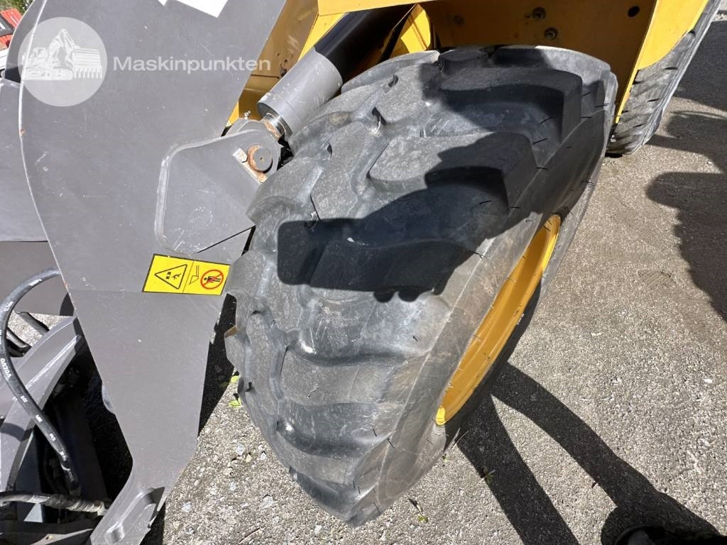 Колесен товарач Volvo L 35 G: снимка 30