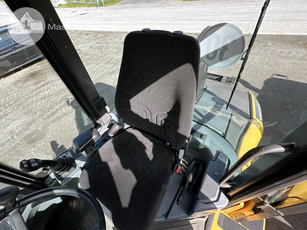Колесен товарач Volvo L 35 G: снимка 40