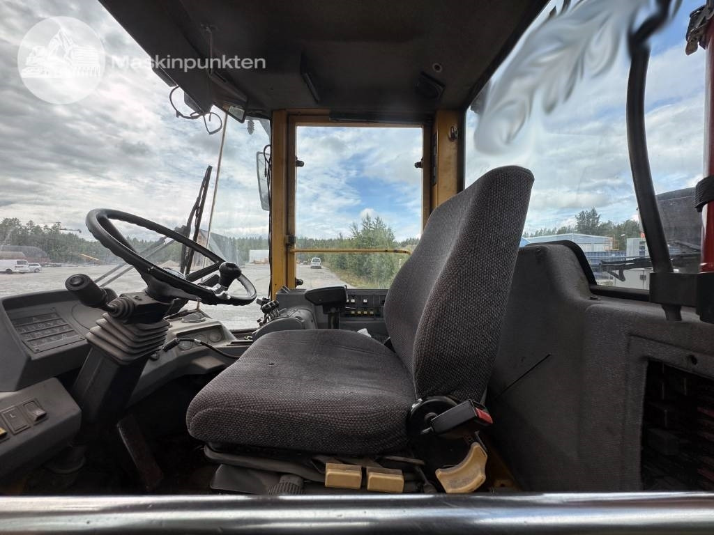 Колесен товарач Volvo L 50 B: снимка 10