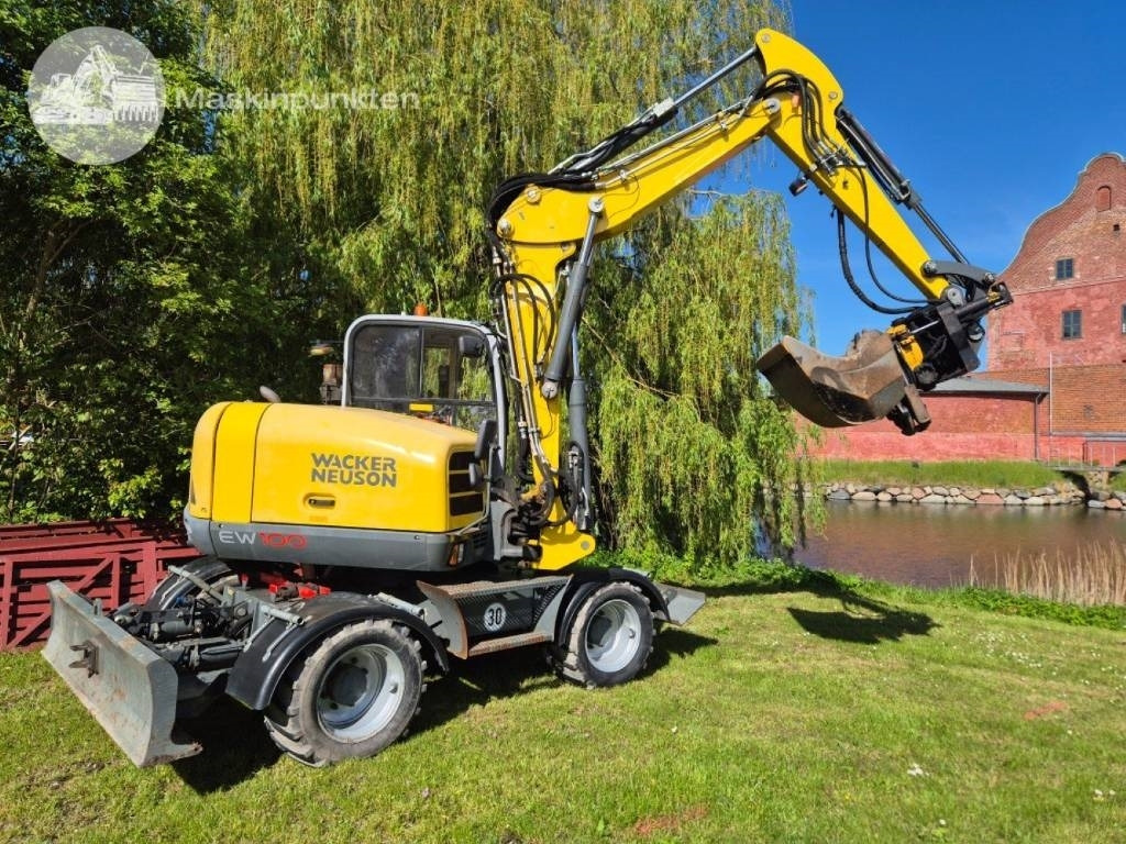 Wacker Neuson EW 100 med vagn - Колесен багер: снимка 2 Wacker Neuson EW 100 med vagn - Колесен багер: снимка 2