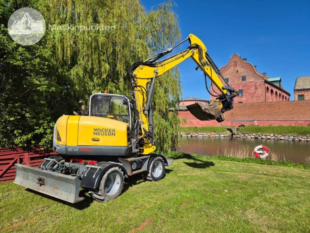 Wacker Neuson EW 100 med vagn - Колесен багер: снимка 4 Wacker Neuson EW 100 med vagn - Колесен багер: снимка 4