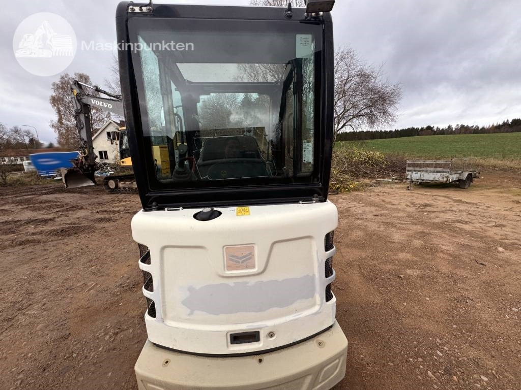 Лизинг на Yanmar TC 22 Yanmar TC 22: снимка 11 Лизинг на Yanmar TC 22 Yanmar TC 22: снимка 11