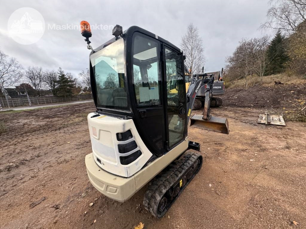 Лизинг на Yanmar TC 22 Yanmar TC 22: снимка 6 Лизинг на Yanmar TC 22 Yanmar TC 22: снимка 6