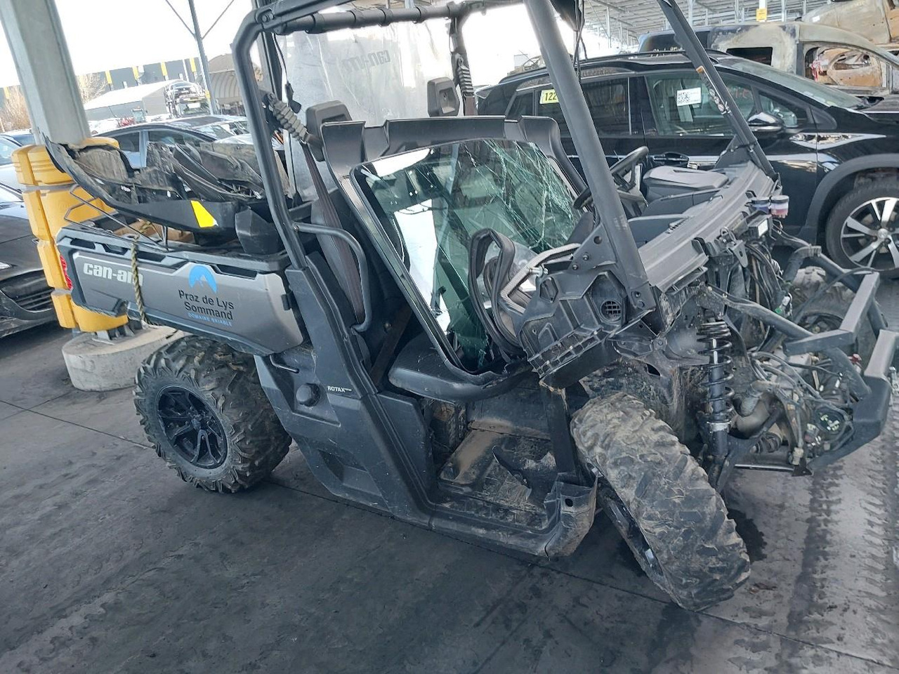 CAN-AM DEFENDER MD10 1000 XT - Четириколка: снимка 3 CAN-AM DEFENDER MD10 1000 XT - Четириколка: снимка 3