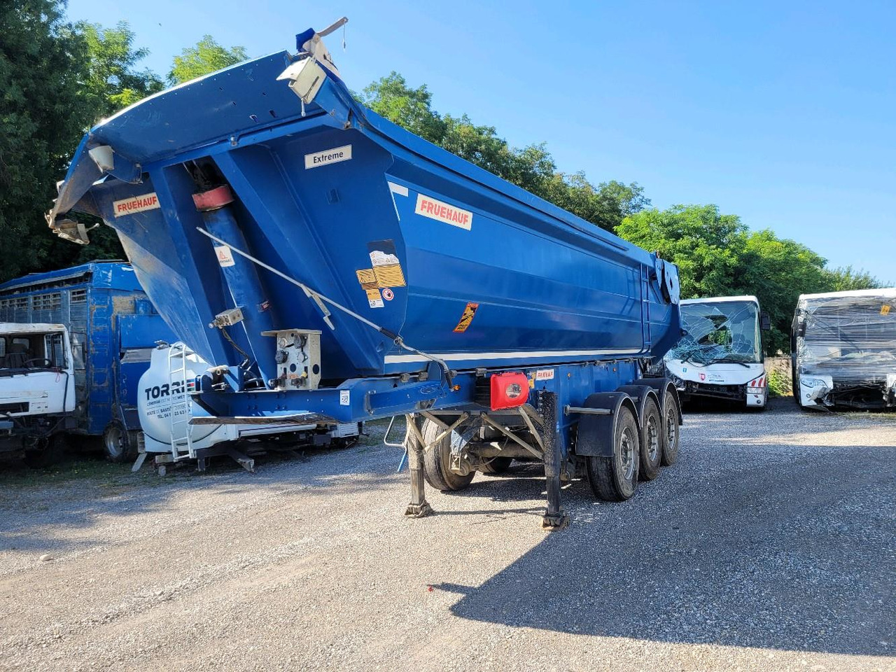 Самосвал полуремарке FRUEHAUF BENNE TP FST4FC: снимка 9