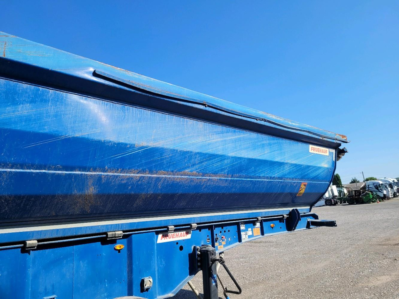 Самосвал полуремарке FRUEHAUF BENNE TP FST4FC: снимка 15