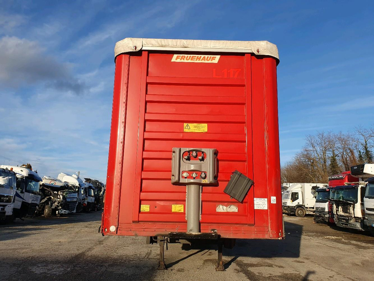 FRUEHAUF SEMI SAVOYARDE FST4FC - Брезентово полуремарке: снимка 2 FRUEHAUF SEMI SAVOYARDE FST4FC - Брезентово полуремарке: снимка 2