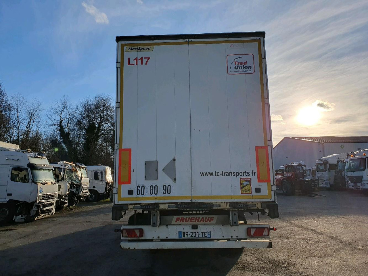 FRUEHAUF SEMI SAVOYARDE FST4FC - Брезентово полуремарке: снимка 5 FRUEHAUF SEMI SAVOYARDE FST4FC - Брезентово полуремарке: снимка 5