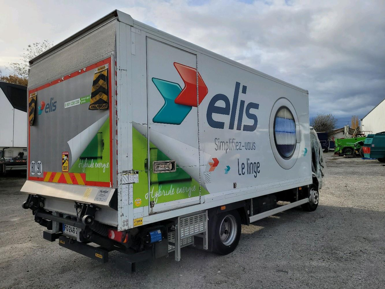 FUSO CANTER 7C15 - Камион фургон: снимка 4 FUSO CANTER 7C15 - Камион фургон: снимка 4