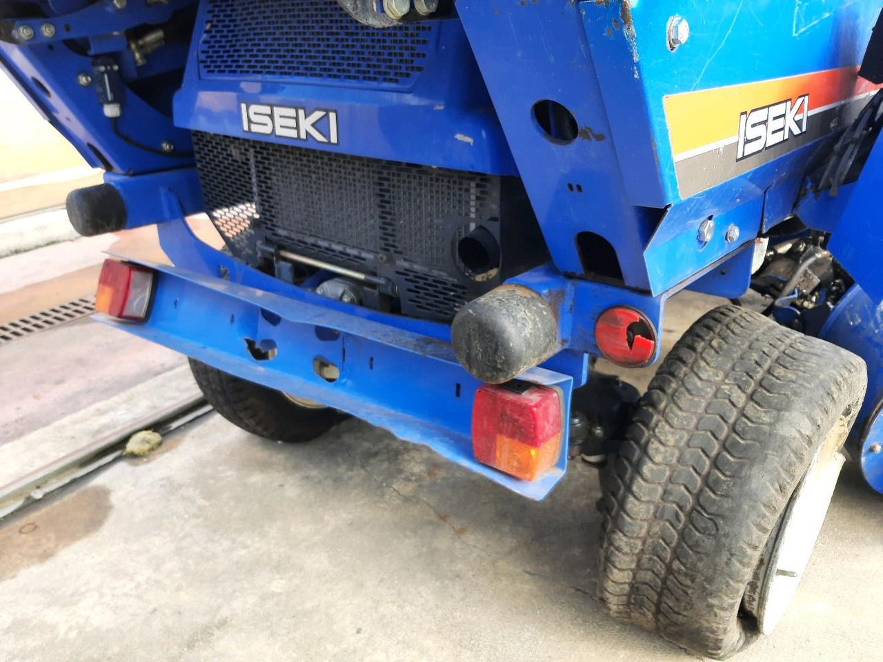 Косачка за трева ISEKI SF370: снимка 18