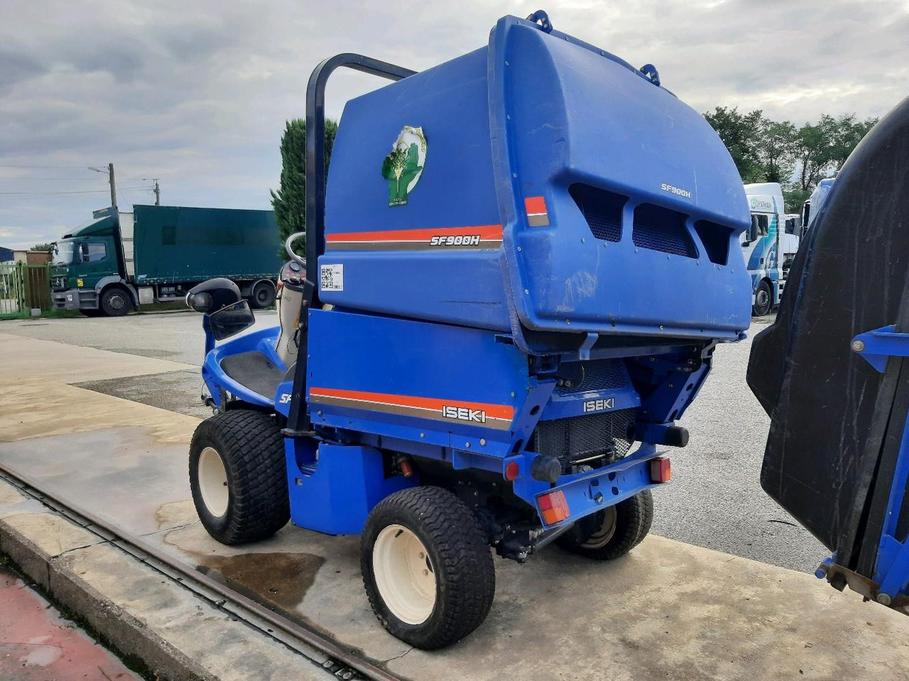 Косачка за трева ISEKI SF370: снимка 7