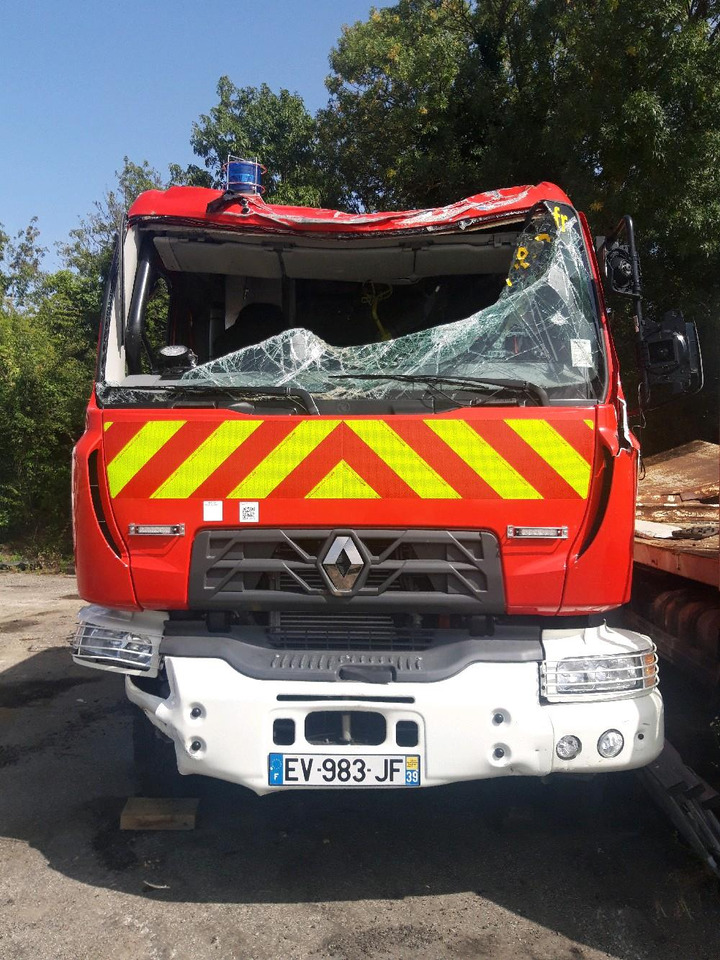 RENAULT D 4X4 TOUT-TERRAIN INCENDIE - Пожарна кола: снимка 2 RENAULT D 4X4 TOUT-TERRAIN INCENDIE - Пожарна кола: снимка 2