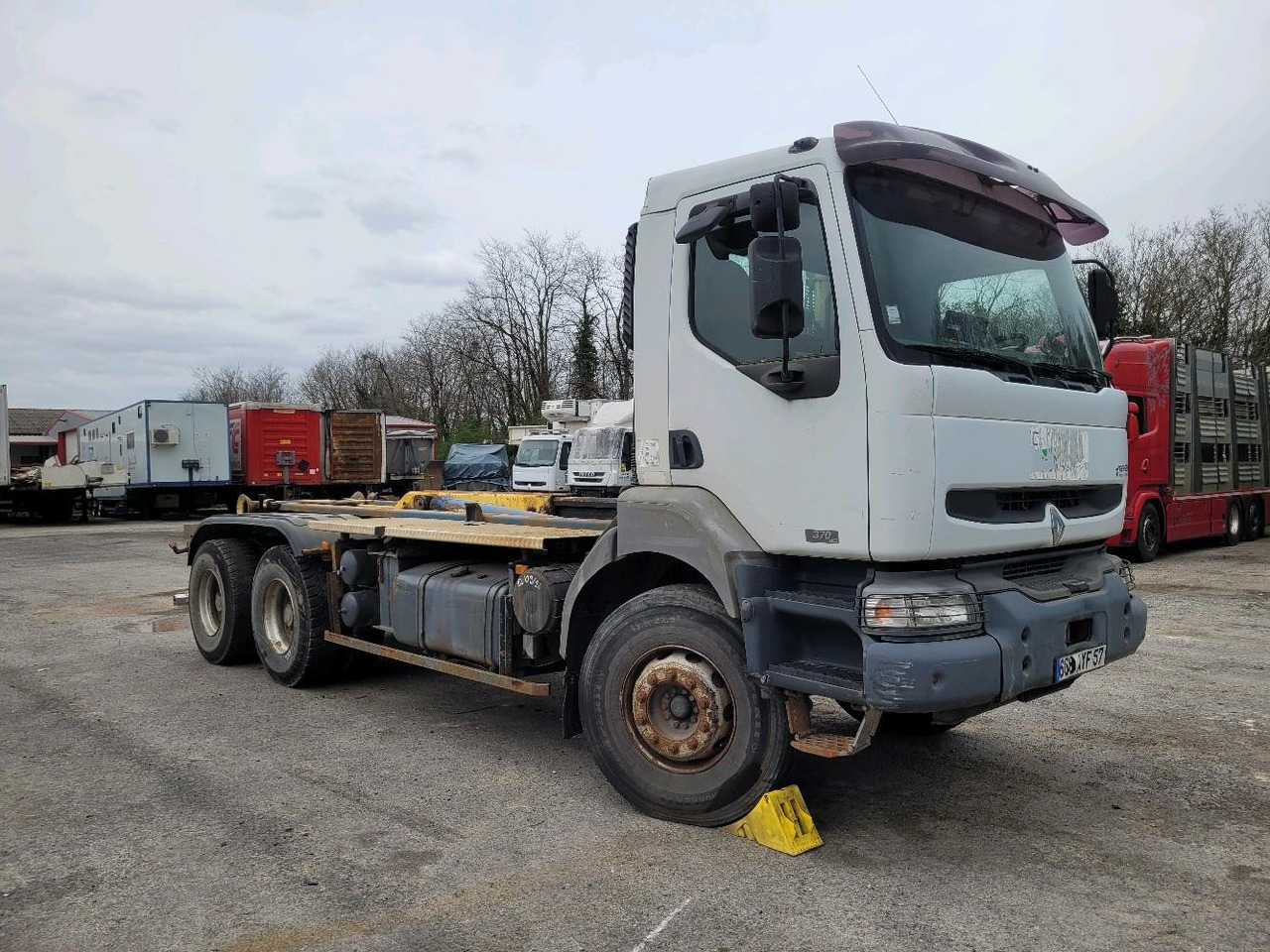 RENAULT KERAX 370 CDI 6X4 - Мултилифт с кука камион: снимка 1 RENAULT KERAX 370 CDI 6X4 - Мултилифт с кука камион: снимка 1
