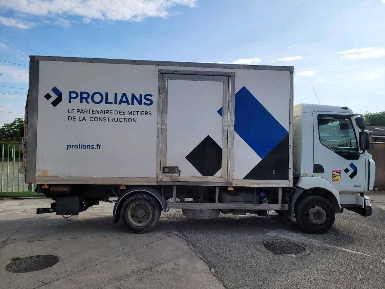 RENAULT MIDLUM 180 DXL - Камион фургон: снимка 3 RENAULT MIDLUM 180 DXL - Камион фургон: снимка 3