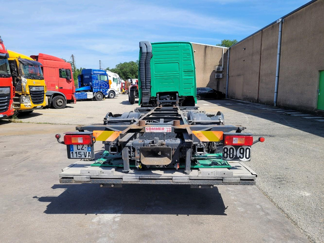 VOLVO FH12 420 GLOBETROTTER - Контейнеровоз/ Сменна каросерия камион: снимка 5 VOLVO FH12 420 GLOBETROTTER - Контейнеровоз/ Сменна каросерия камион: снимка 5