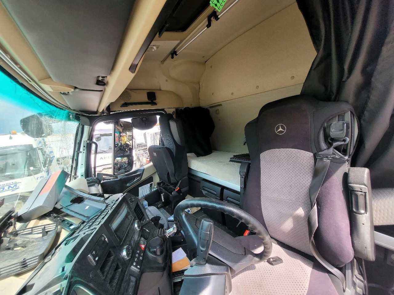 Влекач MERCEDES ACTROS 1845: снимка 10