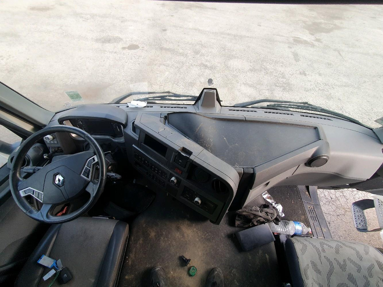 Влекач RENAULT T520: снимка 10