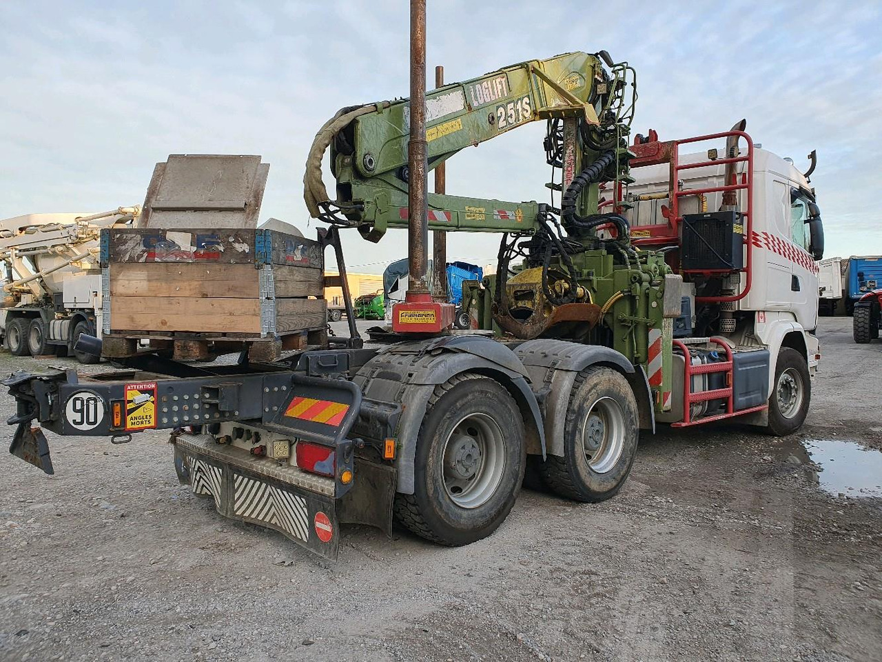 SCANIA R 580 FOREST GRUE - Влекач: снимка 4 SCANIA R 580 FOREST GRUE - Влекач: снимка 4