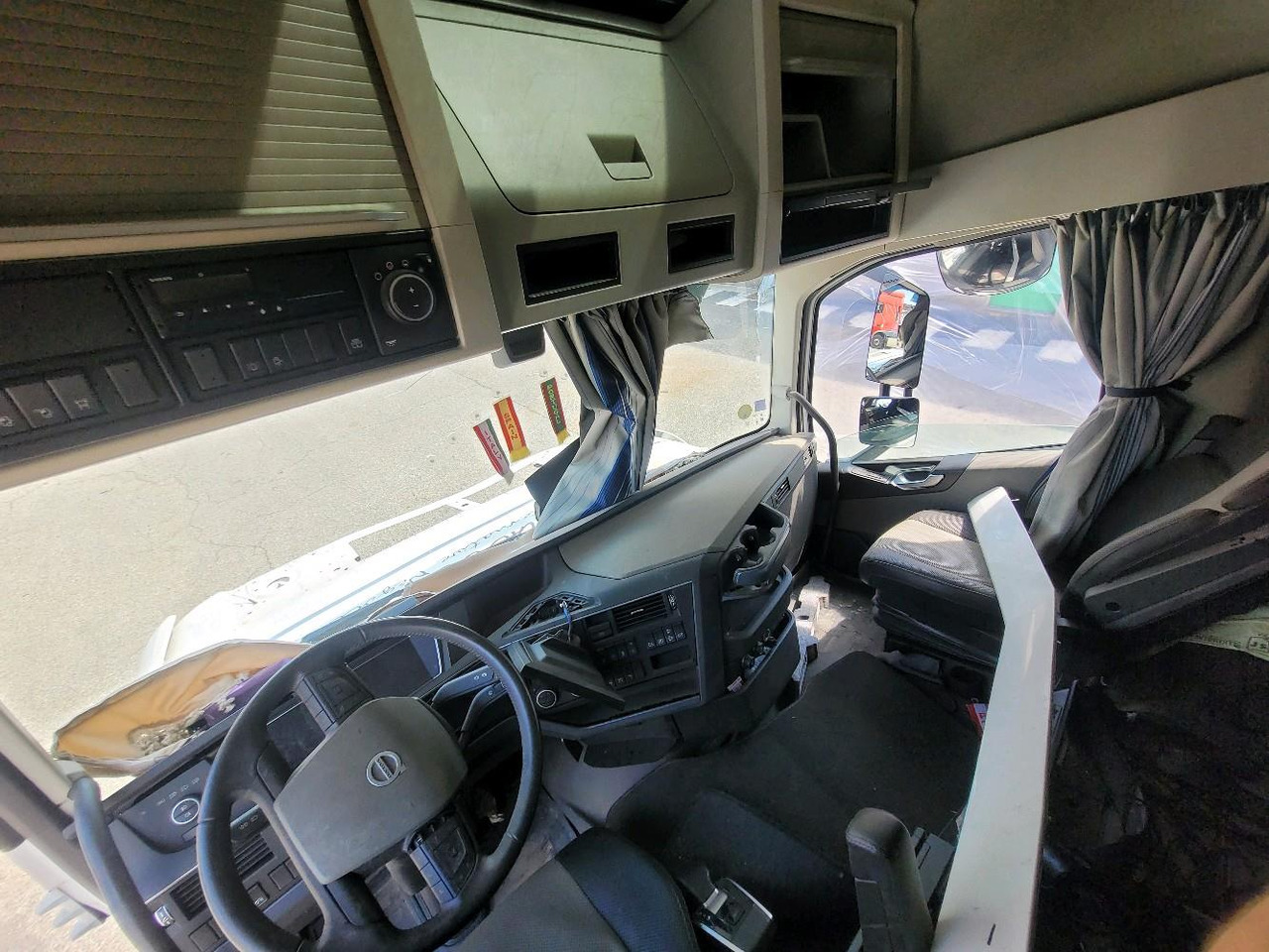 Влекач VOLVO FH 540: снимка 12 Влекач VOLVO FH 540: снимка 12