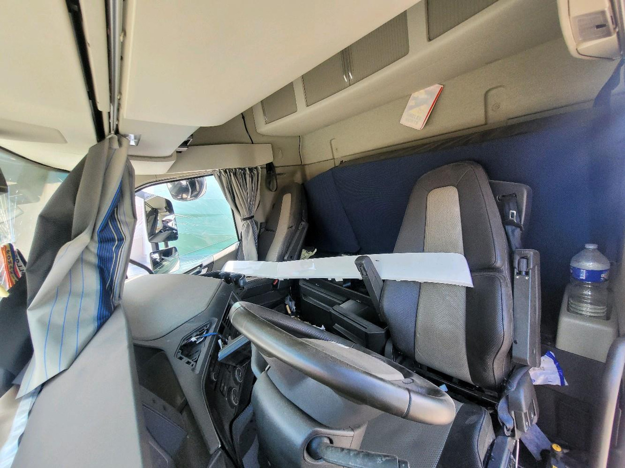 Влекач VOLVO FH 540: снимка 11 Влекач VOLVO FH 540: снимка 11