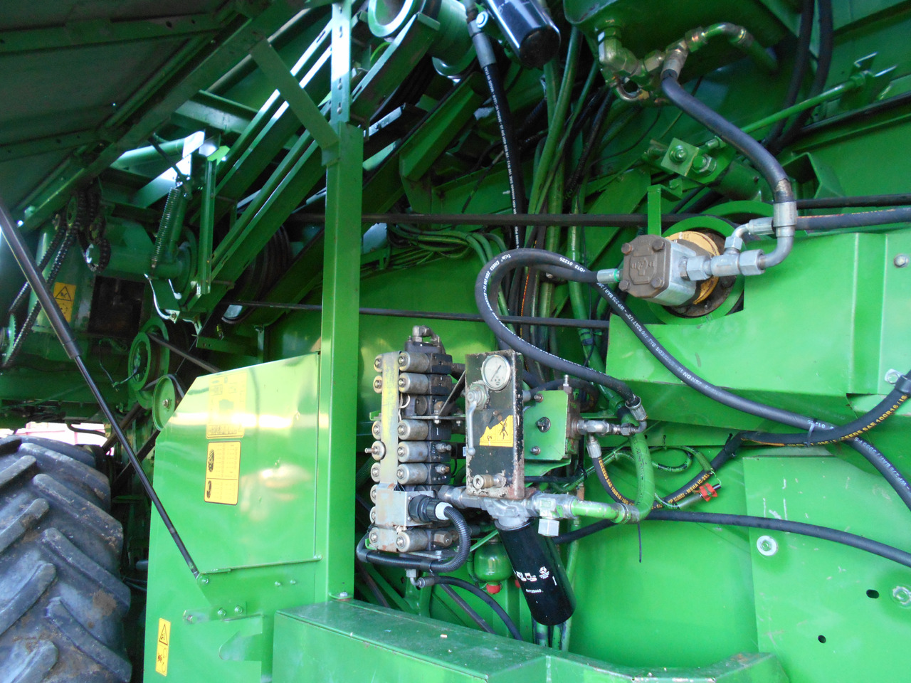 Kombajn do zboża John deer 2258 - Зърнокомбайн: снимка 5 Kombajn do zboża John deer 2258 - Зърнокомбайн: снимка 5