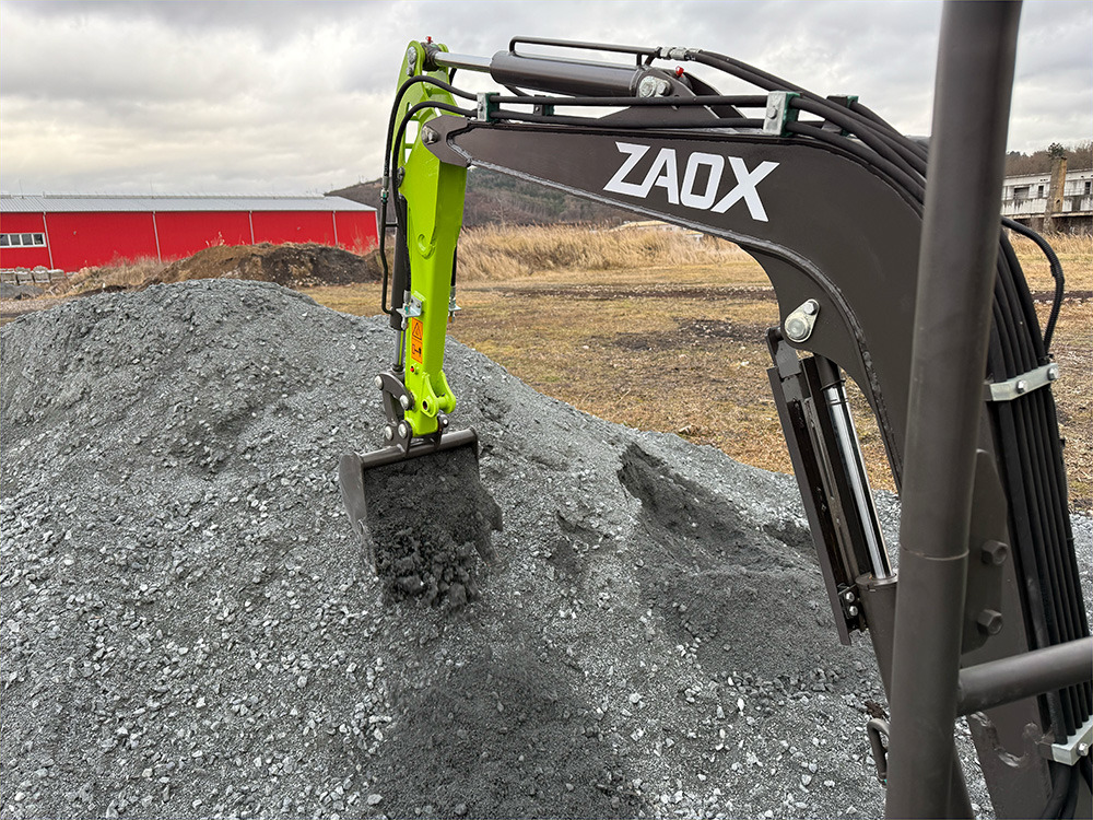 ZAOX ZA16A - Мини багер: снимка 2 ZAOX ZA16A - Мини багер: снимка 2