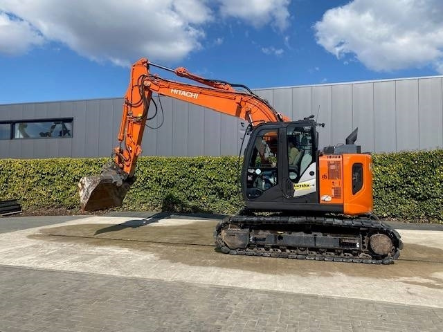 Hitachi ZX 135 US-6 - Верижен багер: снимка 1 Hitachi ZX 135 US-6 - Верижен багер: снимка 1