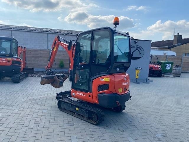 Kubota KX 019-4 - Мини багер: снимка 4 Kubota KX 019-4 - Мини багер: снимка 4