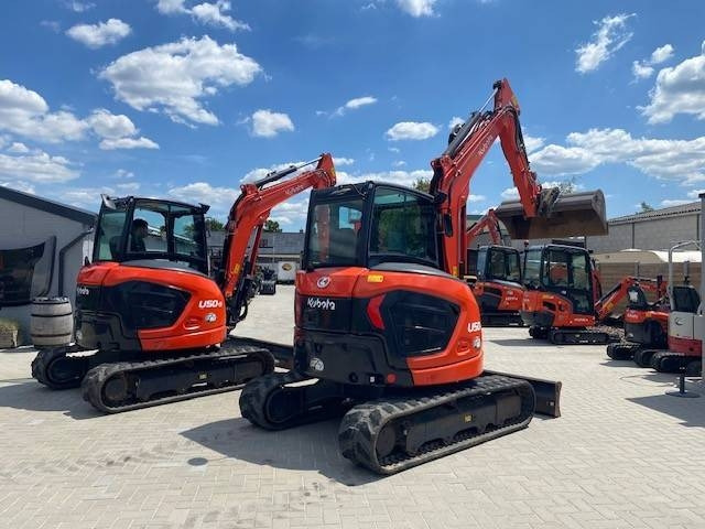 Kubota U 50-5 - Мини багер: снимка 1 Kubota U 50-5 - Мини багер: снимка 1