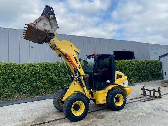 Yanmar V 8  - Колесен товарач: снимка 2 Yanmar V 8  - Колесен товарач: снимка 2