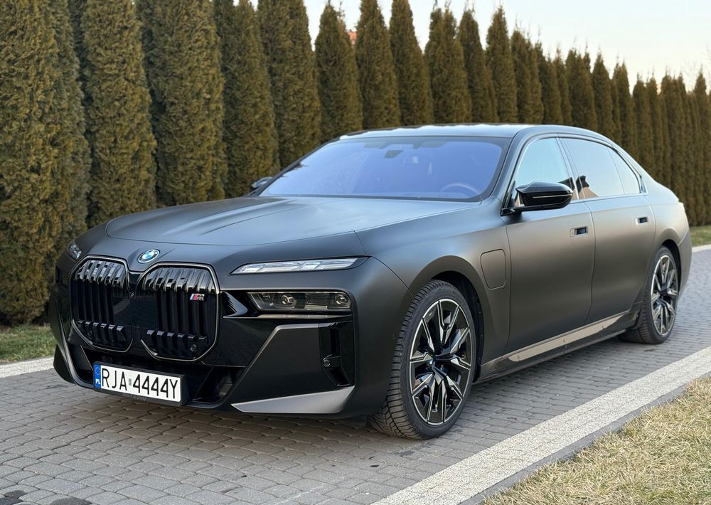 BMW Seria 7 - Седан: снимка 1 BMW Seria 7 - Седан: снимка 1