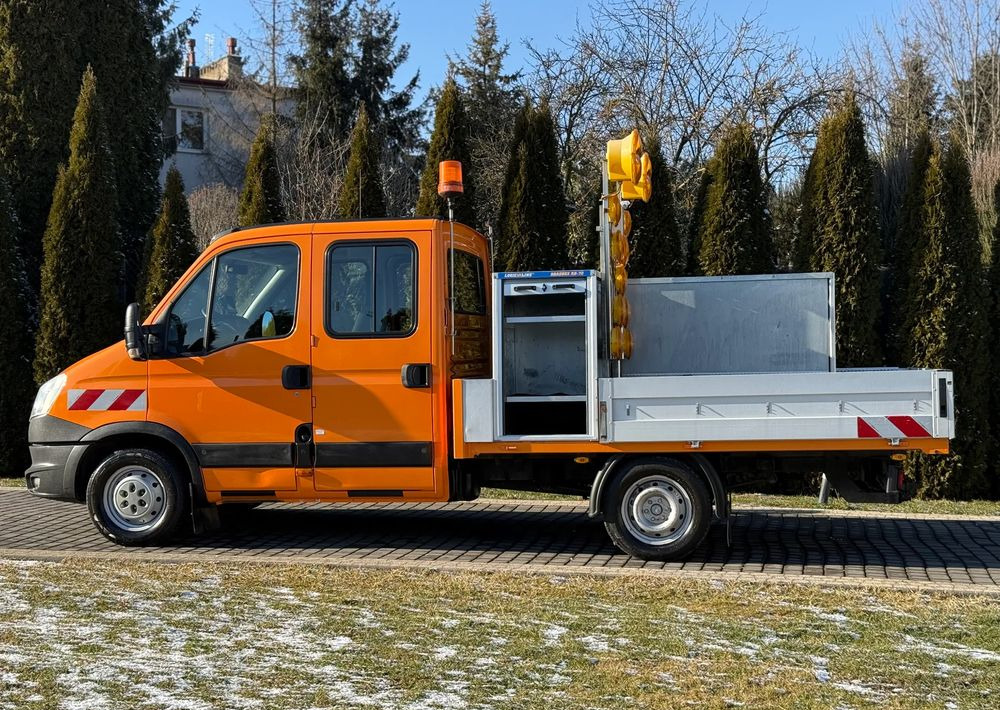 Iveco DAILY 35S13 - Брезентов бус: снимка 4 Iveco DAILY 35S13 - Брезентов бус: снимка 4