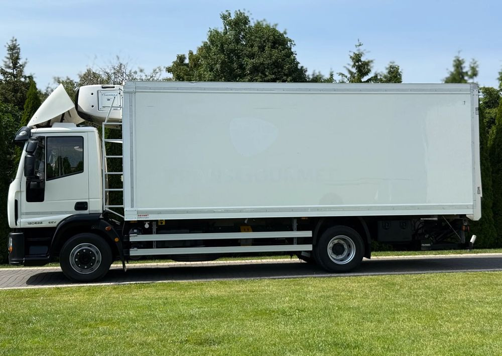 Iveco EUROCARGO 120 E22 CARRIER SUPRA 850 MT - Рефрижератор камион: снимка 4 Iveco EUROCARGO 120 E22 CARRIER SUPRA 850 MT - Рефрижератор камион: снимка 4