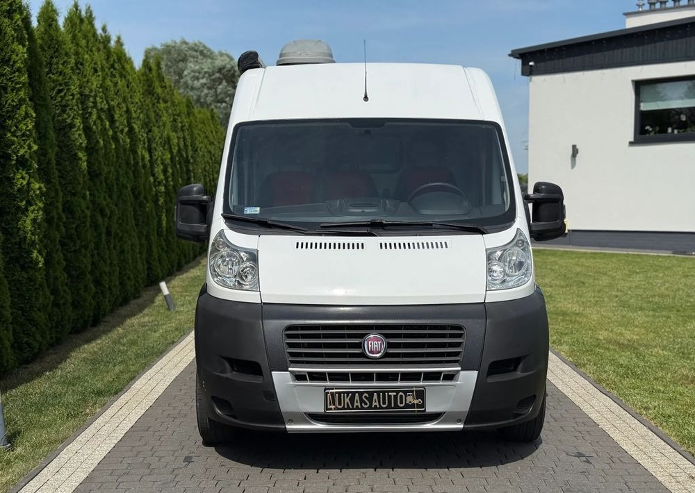 Fiat DUCATO 130 KM BOGATO WYPOSAŻONY - Кемпер: снимка 2 Fiat DUCATO 130 KM BOGATO WYPOSAŻONY - Кемпер: снимка 2