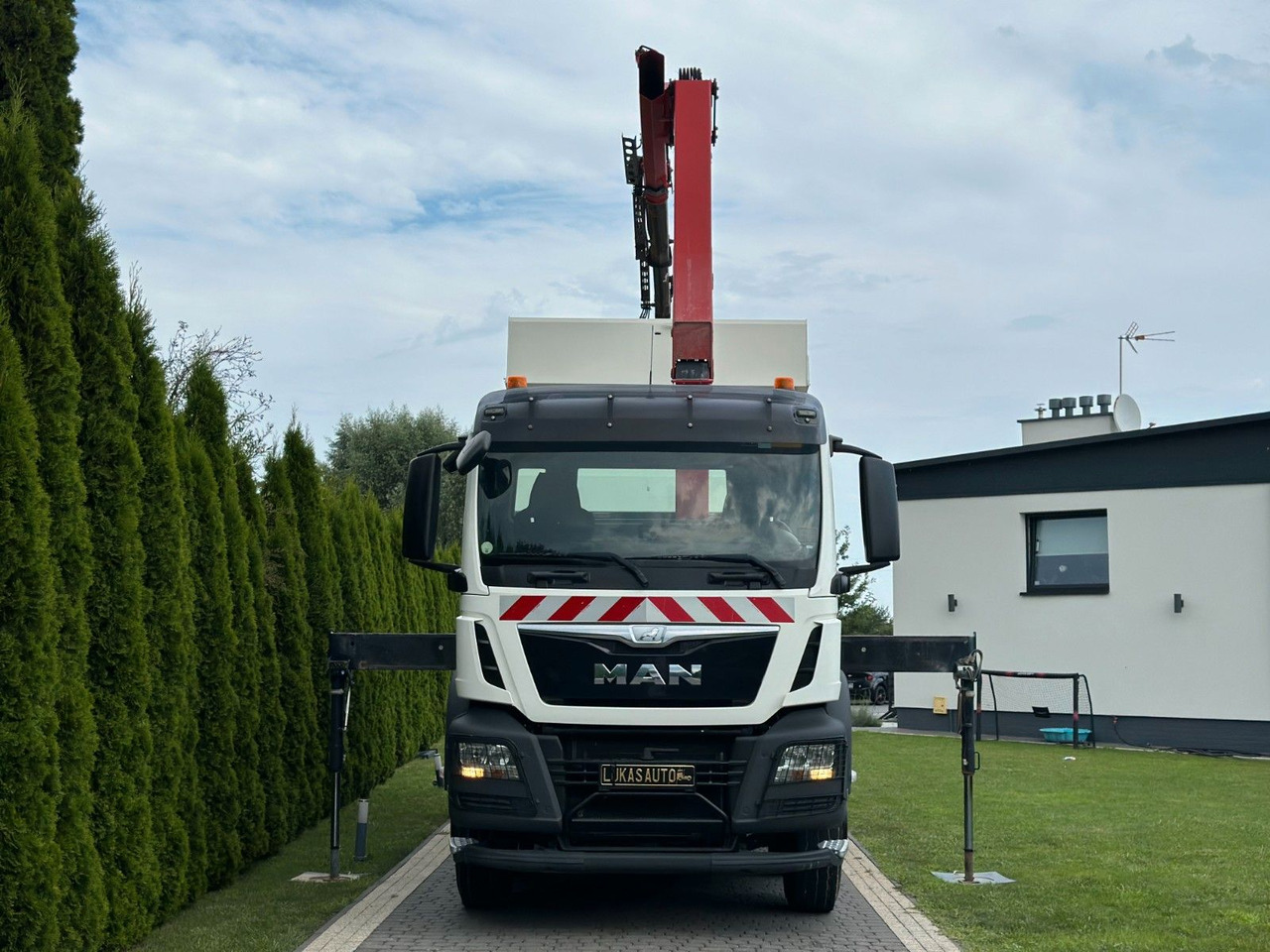 MAN TGS 440 / 8x4 /CRANE HMF 1530/ TIPPER - Камион с кран: снимка 5 MAN TGS 440 / 8x4 /CRANE HMF 1530/ TIPPER - Камион с кран: снимка 5