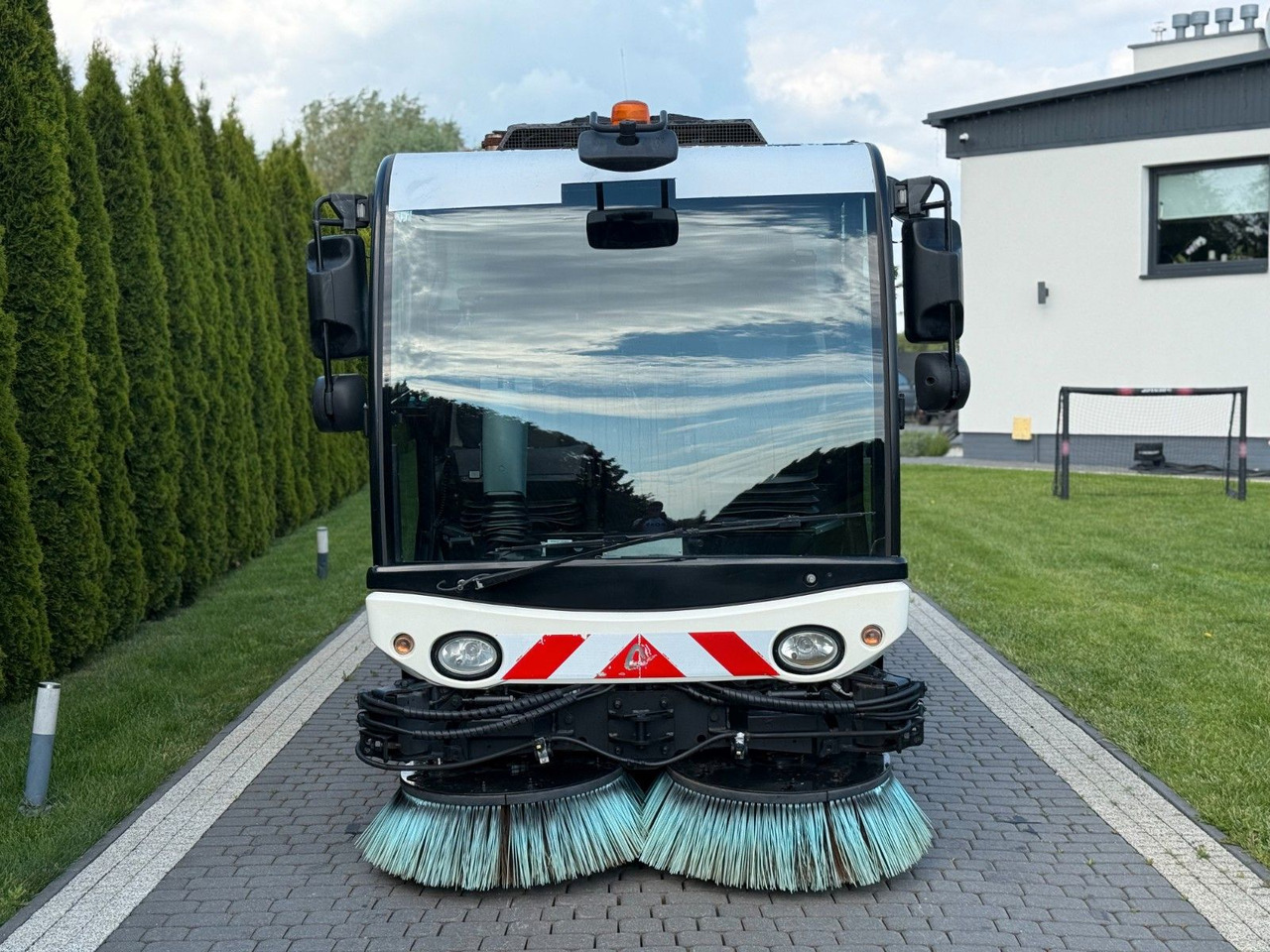 MATHIEU GRAND AZURA MC420 SWEEPER - Мотометачна машина: снимка 2 MATHIEU GRAND AZURA MC420 SWEEPER - Мотометачна машина: снимка 2
